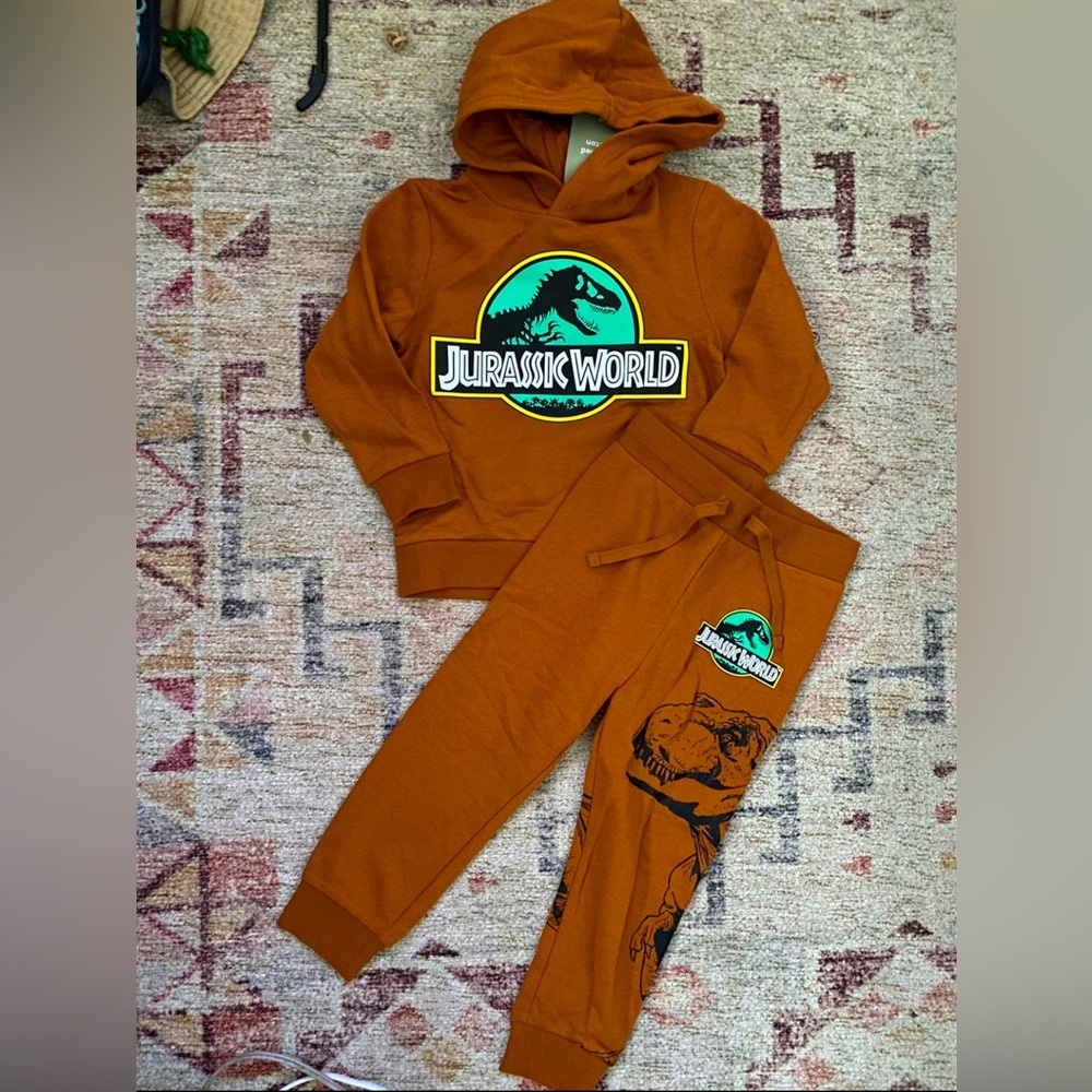 Jurassic world 2piece set